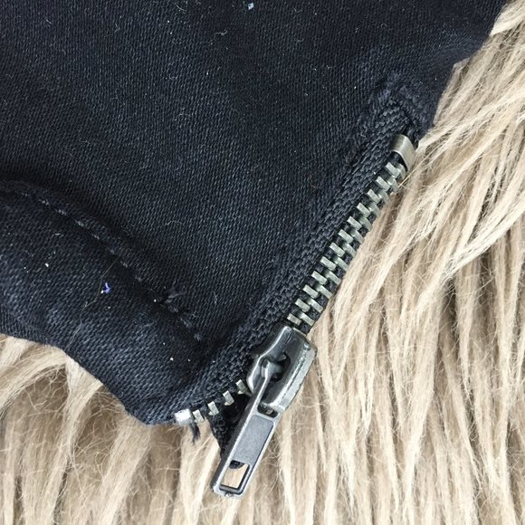 1822 black denim skinny jeans w/zips - size 4 - Picture 10 of 10